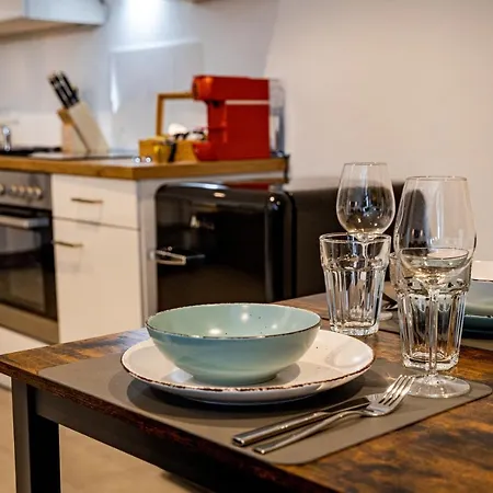 Servus-apartments Direkt In Der Nah Am Wasser Netflix Apartment *